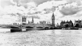 Westminster bridge with Big Ben