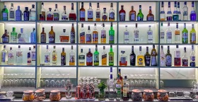 Eine Hotelbar