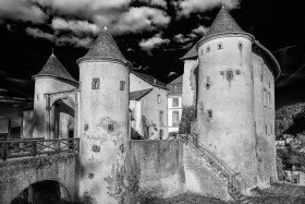 Bourglinster Castle in Black and white