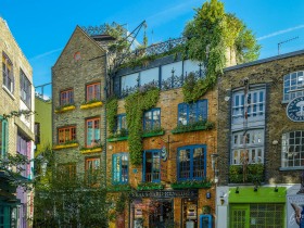 London 099