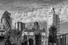 London 083