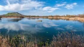 See mit Berg - Lake with mountain