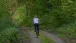 Mit dem Fahrrad durch den den Wald